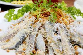Gỏi cá trích - món ngon Phú Quốc