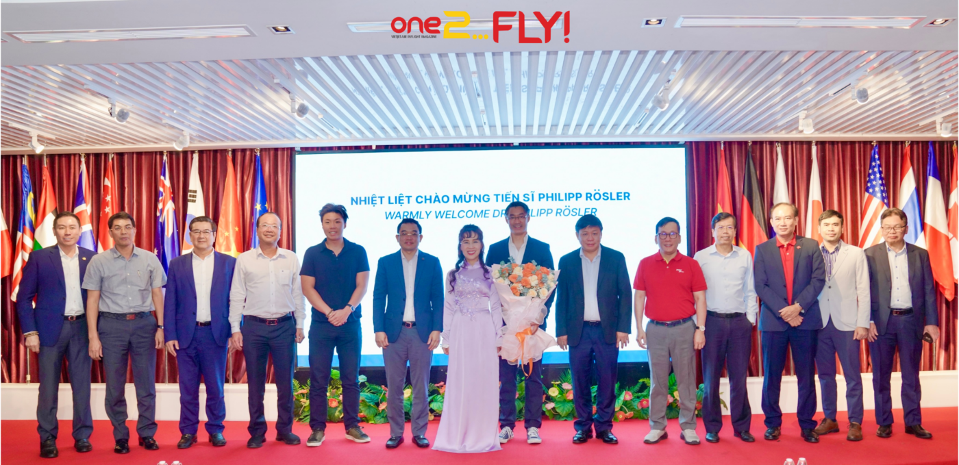 Thiết kế chưa có tên (2) Tiến sĩ Philipp Rösler – Nguyên Phó Thủ tướng Đức gia nhập Vietjet